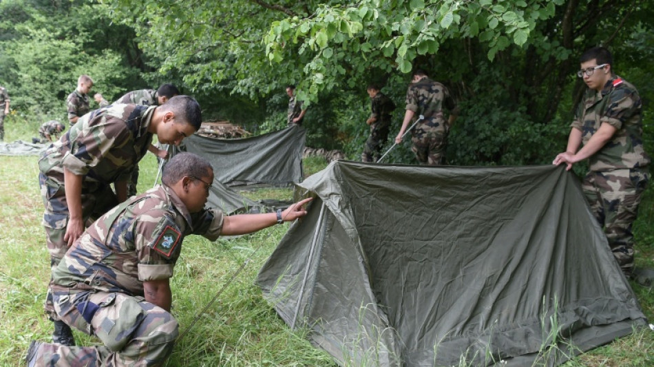 Vers l'instauration d'un service militaire volontaire en France