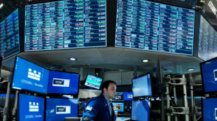 Wall Street conclut dans le vert, tir&eacute;e par les technologiques