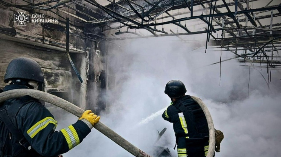 Zelensky se reúne com Vance em Roma na véspera do esperado telefonema entre Trump e Putin