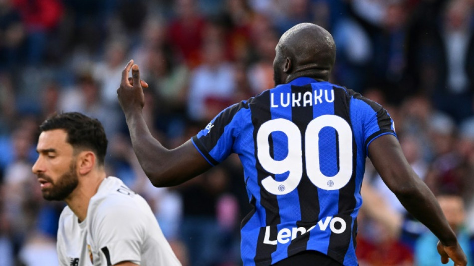 Italie: Milan et l'Inter bien lanc&eacute;s vers le derby de C1