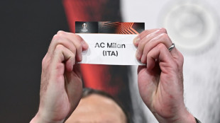 La polic&iacute;a registra la sede del AC Milan en el marco de la venta a RedBird