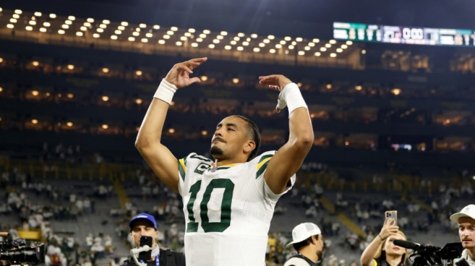 Love, Kraft star as Packers cruise past Commanders 27-18