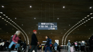 Miles de vuelos anulados en Francia por una huelga de controladores a&eacute;reos