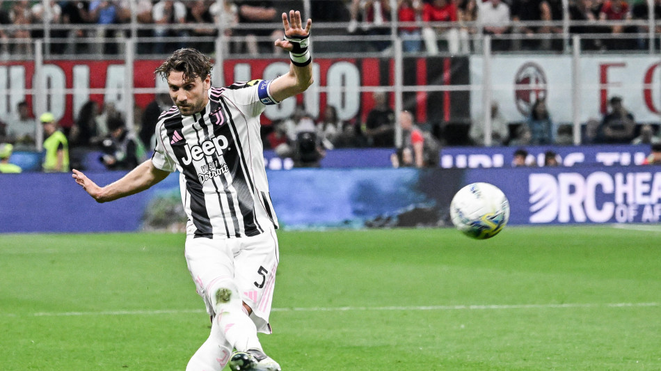 Juventus: Locatelli operato a Lione, stop di 5-6 mesi