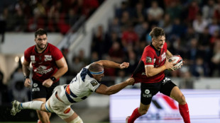 France scrum-half Serin commits for two more seasons to Toulon