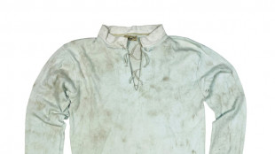 Casaca de f&uacute;tbol de JJOO Par&iacute;s-1924 sin comprador en remate en Uruguay