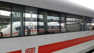 Direktverbindung zwischen Berlin und Paris: Feier zur Abfahrt des ersten ICE