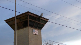 EEUU env&iacute;a migrantes a la base de Guant&aacute;namo