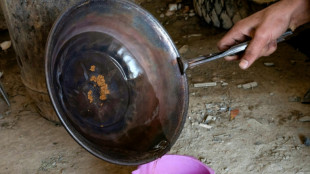 El precio del oro alcanza un r&eacute;cord por encima de 2.700 d&oacute;lares