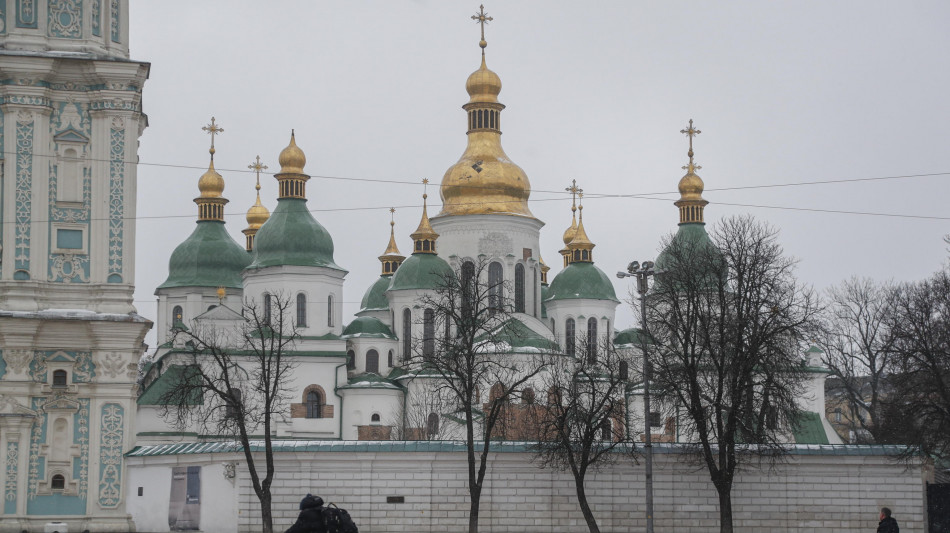 In attacco su Kiev danneggiata la cattedrale di Santa Sofia
