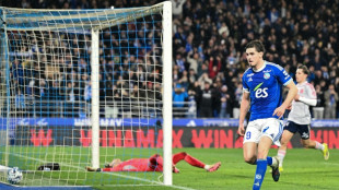 Ap&oacute;s 13 vit&oacute;rias consecutivas, Lyon perde para Strasbourg no Campeonato Franc&ecirc;s
