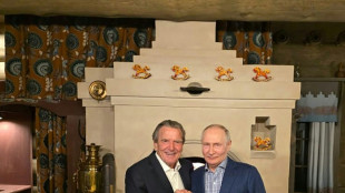 "Schande f&uuml;r das Land": Forderungen nach Parteiausschluss von Altkanzler Schr&ouml;der