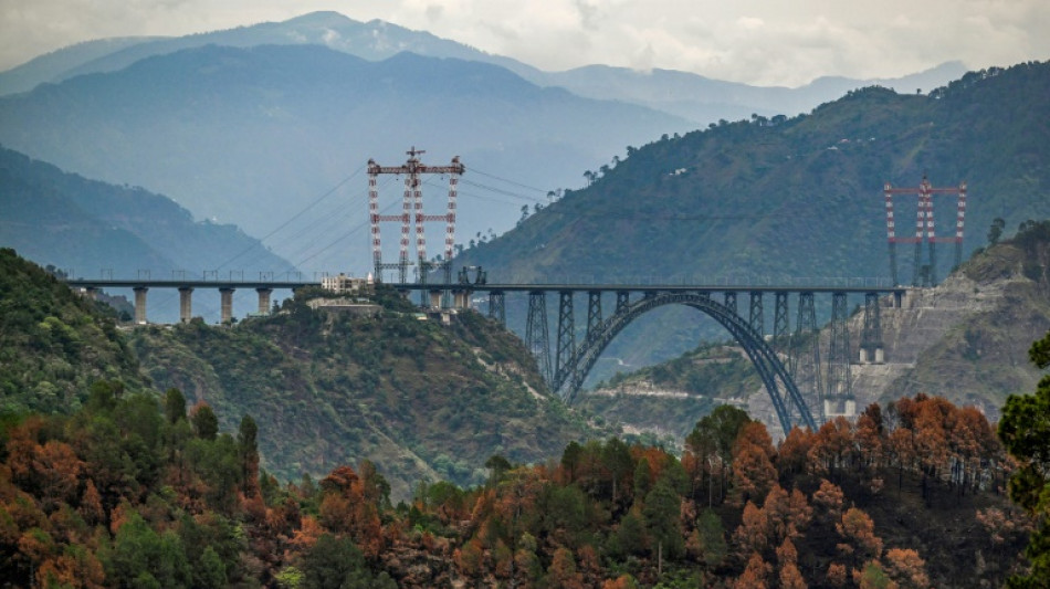 Un estrat&eacute;gico puente ferroviario en India completa la conexi&oacute;n con Cachemira