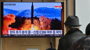 El l&iacute;der norcoreano Kim promete alcanzar un "abrumador" poder&iacute;o militar, seg&uacute;n la prensa estatal