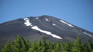 N&uacute;mero de visitantes no Monte Fuji diminui ap&oacute;s medidas contra o turismo de massa
