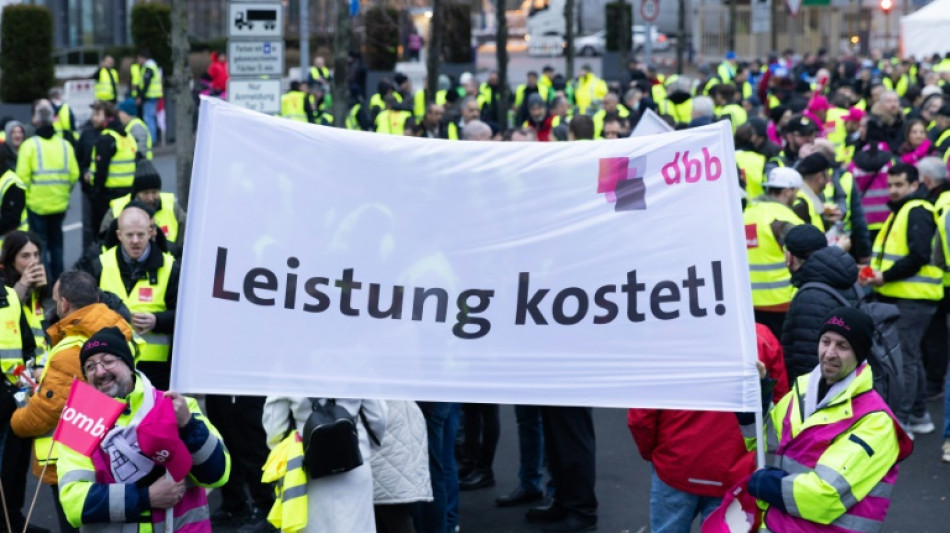 Silberbach tritt als Bundesvorsitzender von Beamtenbund zurück 