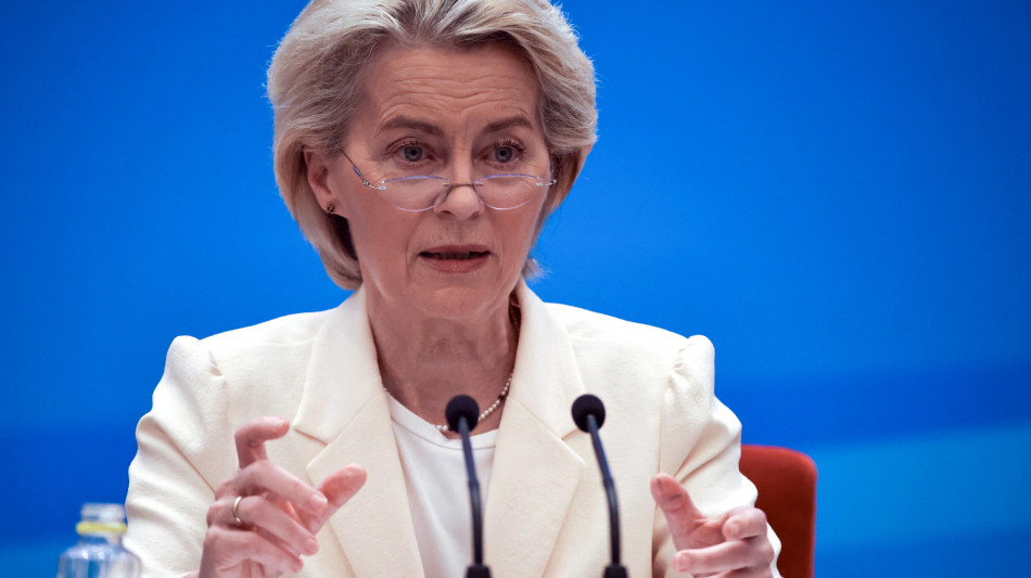 Von der Leyen, 'essenziali solide garanzie per Ucraina e Ue'