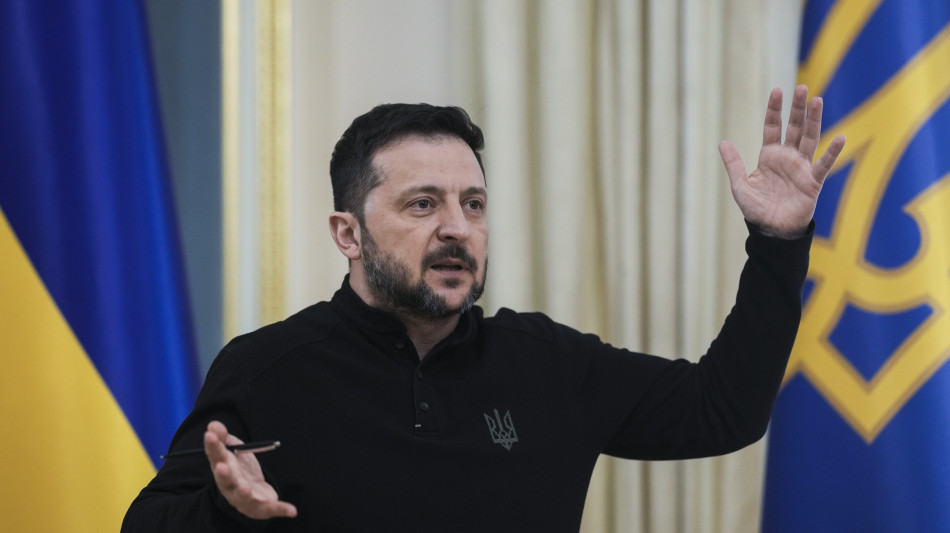 'Zelensky pronto a elezioni gi&agrave; in estate se cessate fuoco'