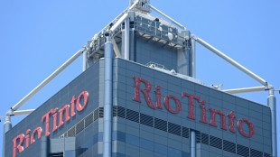 Asian markets extend global retreat as tech worries build