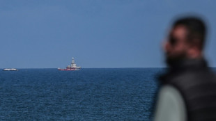 Navio humanit&aacute;rio espanhol come&ccedil;a a descarregar 200 toneladas de ajuda em Gaza