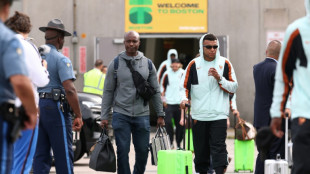 Sele&ccedil;&atilde;o francesa chega a Boston para disputa da Copa do Mundo