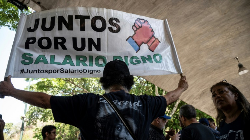 "Anunciaron la muerte del salario": rechazan pol&iacute;tica de bonos en Venezuela