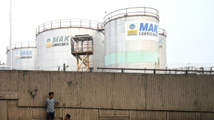 El petr&oacute;leo cae por preocupaciones sobre demanda a corto plazo