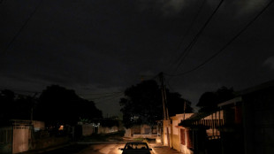 Venezuela reporta falta "total o parcial" de electricidad en todo el pa&iacute;s
