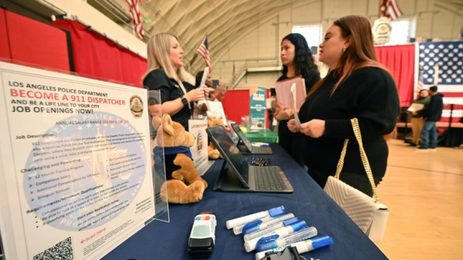 Emprego nos EUA tem resultado mais s&oacute;lido que o esperado em novembro