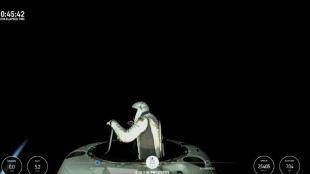 Los astronautas de la misi&oacute;n espacial privada vivieron una "experiencia emocional"