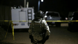 Al menos 11 muertos por ataque armado en un campo de f&uacute;tbol en M&eacute;xico