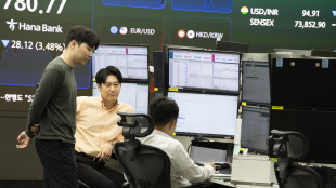 Borsa: l'Asia chiude in rialzo, torna l'ottimismo sull'Ia