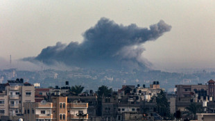 Israel bombardeia Gaza; negocia&ccedil;&otilde;es para tr&eacute;gua prosseguem