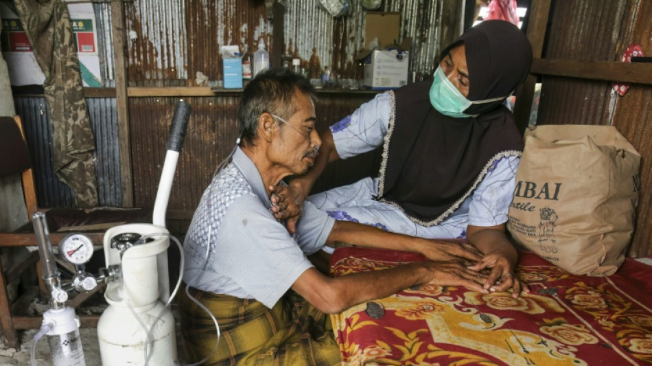 Gasping for air: Borneo residents struggle as island burns