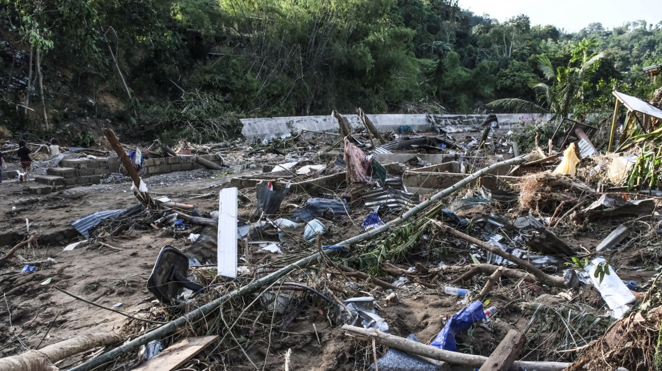 Filippine, il bilancio del tifone Kalmaegi sale a 140 morti