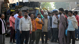 Migrant workers flock to Indian Kashmir despite militant threats
