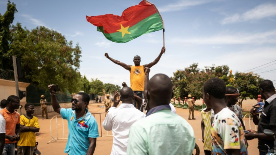 Burkina: Damiba, chef de la junte, d&eacute;missionne apr&egrave;s deux jours de tensions