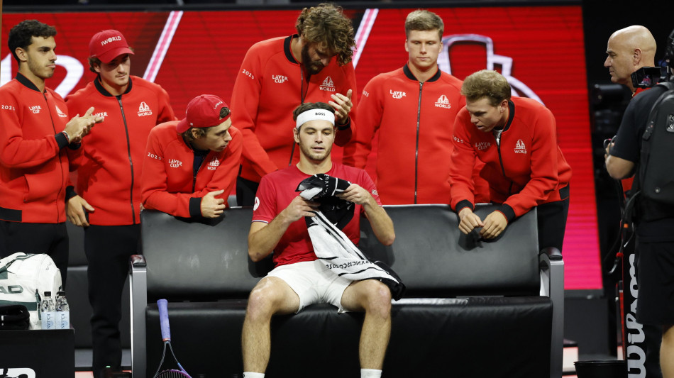 Tennis: Alcaraz non basta, il team mondo vince la Laver Cup