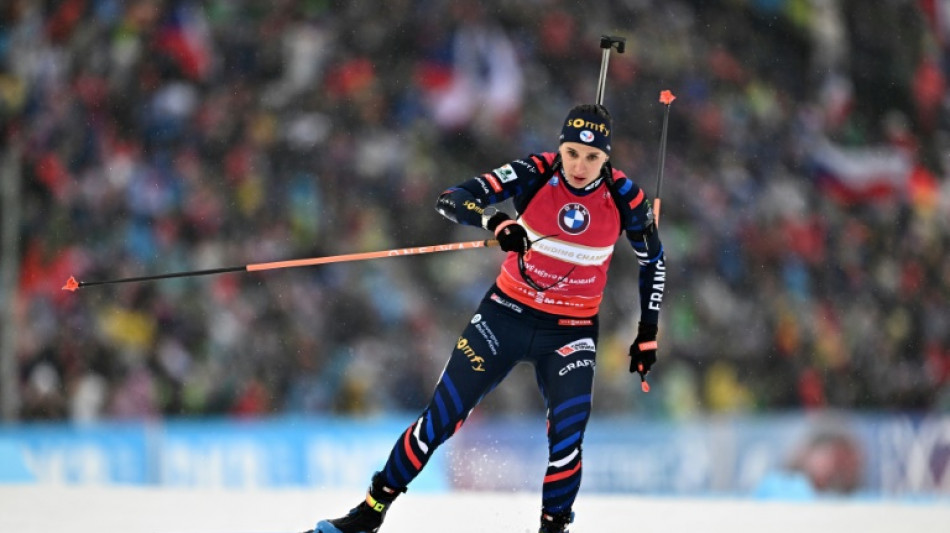 Mondiaux de biathlon: l'impressionnante d&eacute;monstration de Julia Simon en poursuite