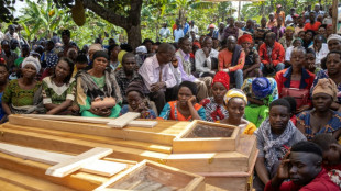 Dif&iacute;cil trabajo de identificaci&oacute;n de las v&iacute;ctimas del ataque yihadista en Uganda