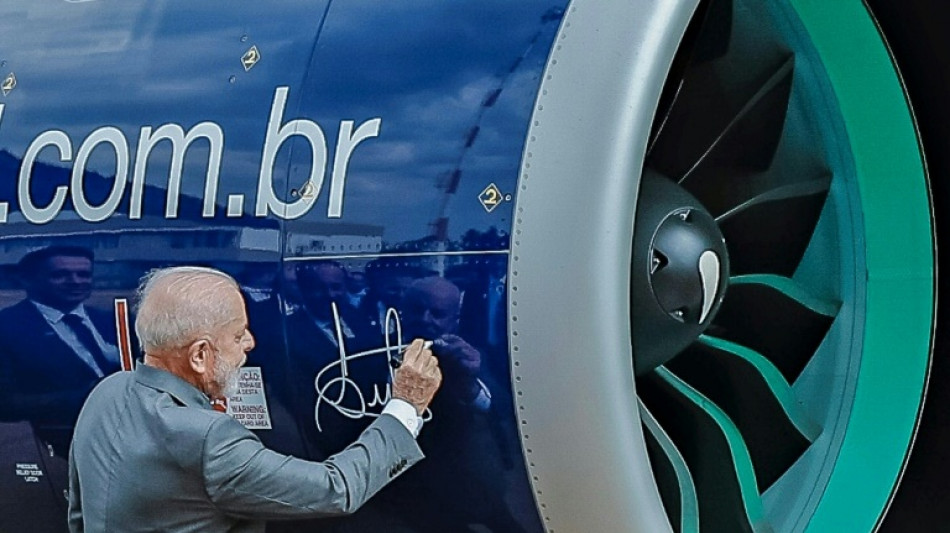 Lula sanciona ley para avanzar en descarbonizaci&oacute;n del transporte en Brasil