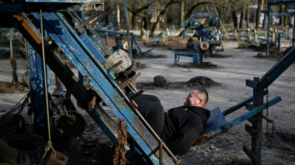 EUA pressionou Ucrânia a aceitar plano para pôr fim à guerra, diz funcionário