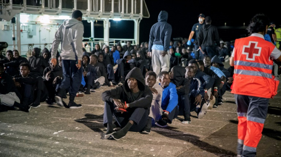 M&aacute;s de 500 migrantes llegan a Canarias en seis embarcaciones en 24 horas 