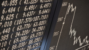 Borsa: Europa gira in calo con Wall Street