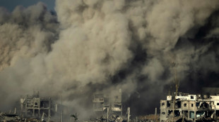 Israel prossegue com opera&ccedil;&atilde;o no maior hospital de Gaza