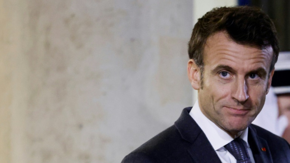 Francia propone retrasar la edad de jubilaci&oacute;n a 64 a&ntilde;os