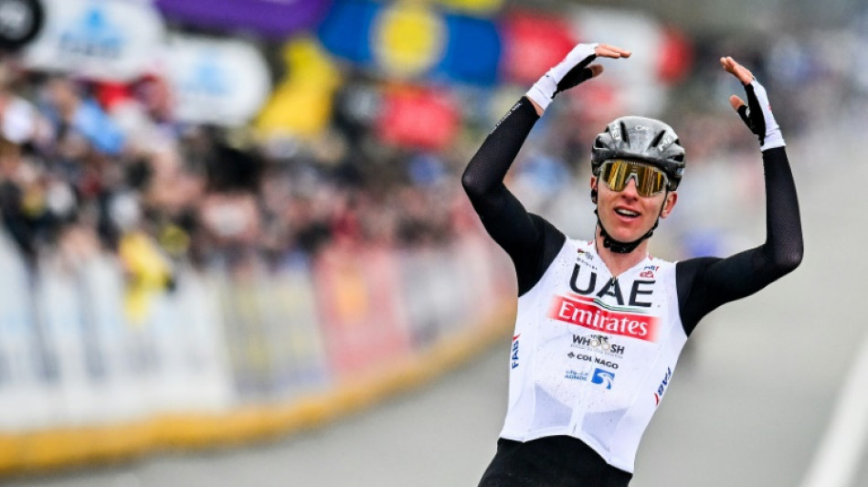 Tour des Flandres: Pogacar, intouchable, entre un peu plus dans la l&eacute;gende