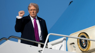 Trump viaja para Ásia, onde se encontrará com Xi e espera se reunir com Lula e Kim