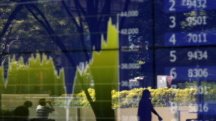 Borsa Tokyo: apertura in lieve aumento (+0,07%)