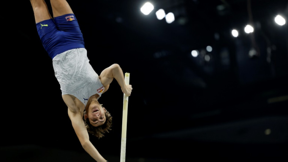 Athl&eacute;tisme: Armand Duplantis s'impose avec 6,06 m &agrave; Berlin